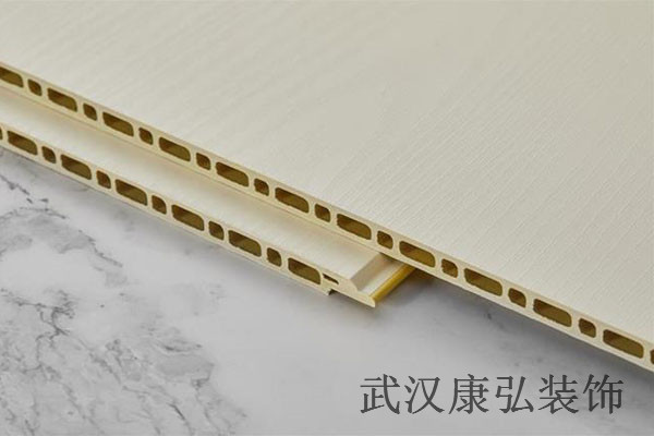 竹炭纖維碳晶實(shí)心板和傳統(tǒng)板材相比，差異在哪